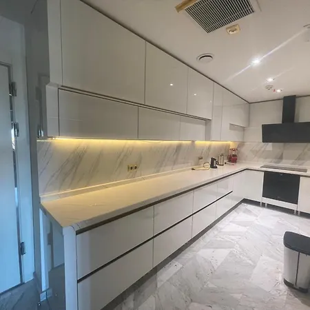 للايجار في اسطنبول Apartmán *